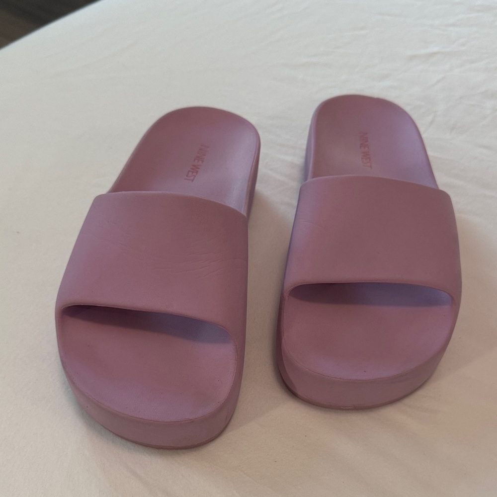 Nine West Women's Mauve Slide Sandals